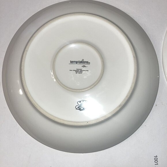 Temp-tations By Tara Dinner Plates 10.5" Pawfetti Set of 4 Paw Prints and Hearts - Picture 4 of 10